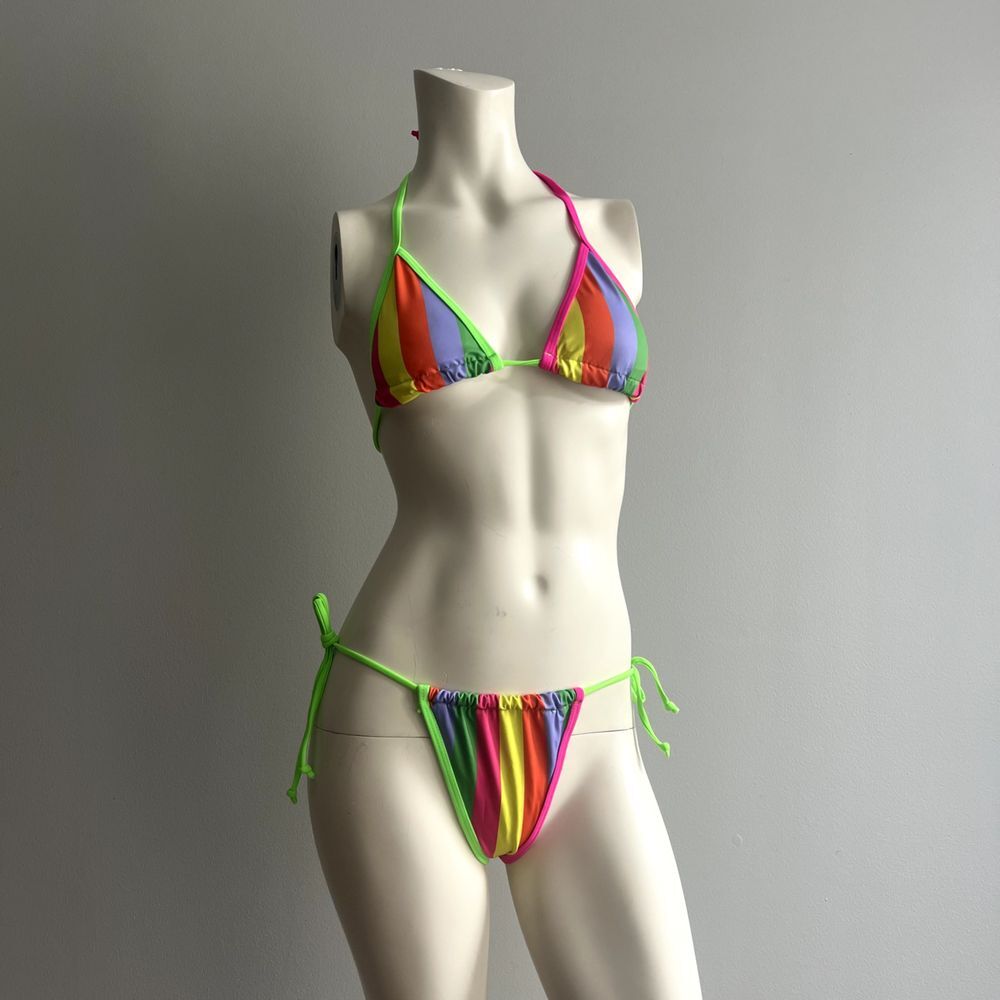 Bikini Women's Size Medium Rainbow Colorful Summer Beach Wear Swimsuit‎